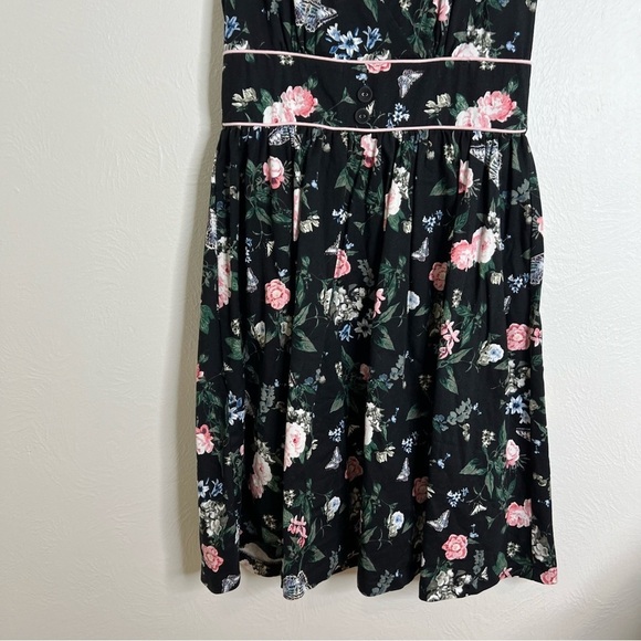 Lindy Bop Pin-Up Style Dress Black Pink Floral Cap Sleeve Surplice Neck Size L - Picture 2 of 11